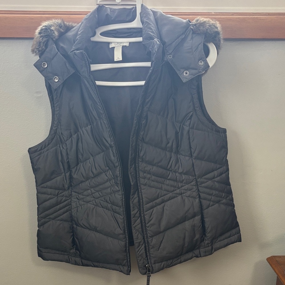 LOFT Dark Grey Quilted Vest with Faux Fur Trim